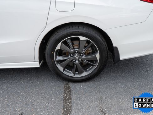 Used 2024 Honda Odyssey Elite image 11