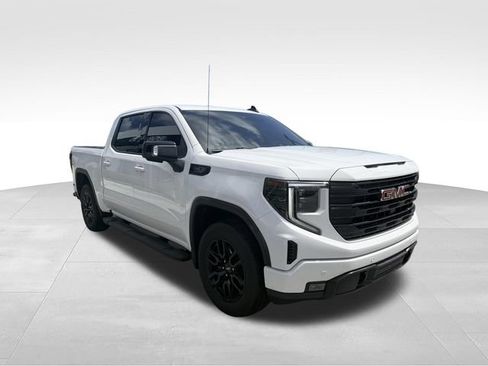 Used 2024 GMC Sierra 1500 Elevation w/ Elevation Premium Package AWD/4WD image 3