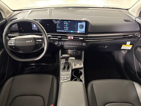 New 2026 Kia Sportage EX FWD image 34