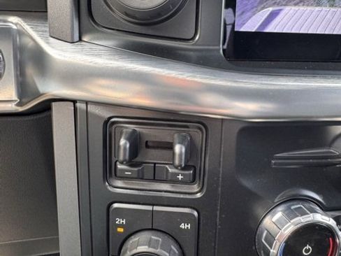 Used 2022 Ford F150 Lariat w/ Equipment Group 502A High image 23