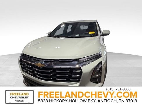 Used 2026 Chevrolet Equinox LT FWD image 6