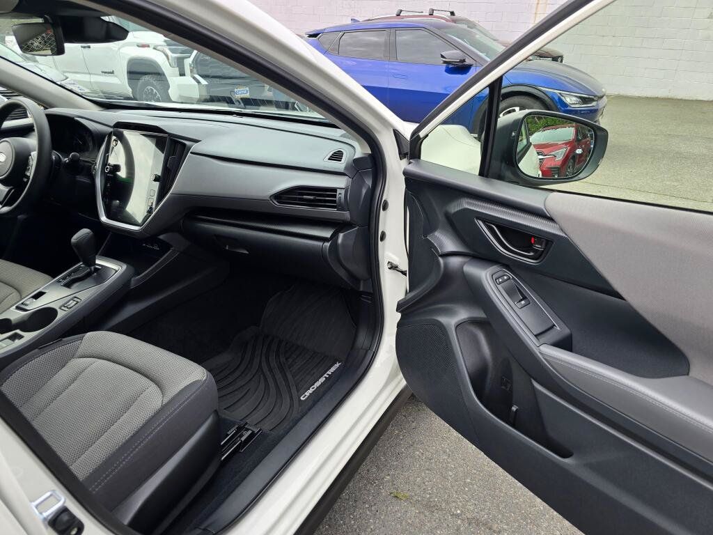 Certified 2024 Subaru Crosstrek 2.0i Premium AWD/4WD image 11