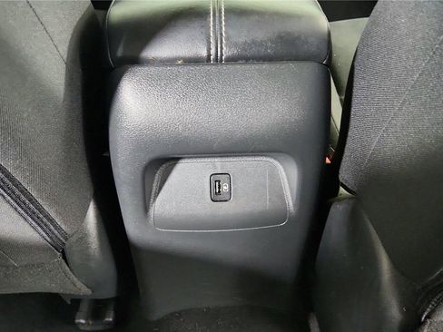 Used 2022 Nissan Sentra SV image 20