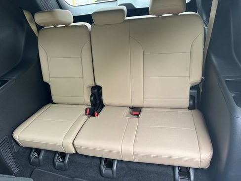 Used 2026 Buick Enclave Preferred AWD/4WD image 57