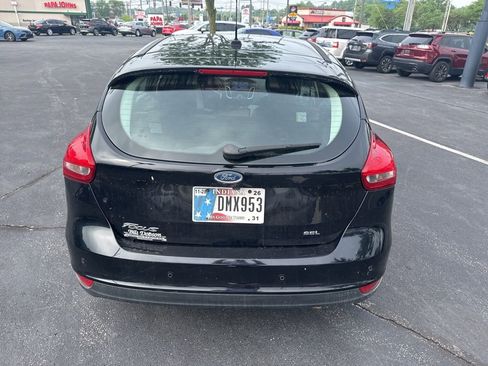 Used 2017 Ford Focus SEL FWD image 10