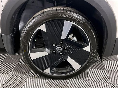 New 2026 Nissan Kicks SR w/ Cold Weather Package image 16