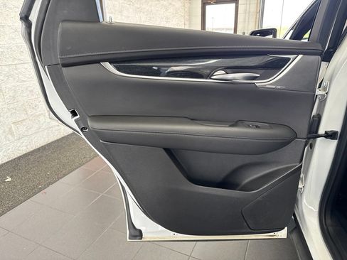 Used 2021 Cadillac XT5 Premium Luxury FWD image 44