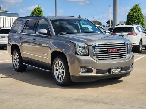 Used 2019 GMC Yukon SLT w/ Premium Edition RWD image 3