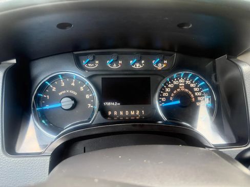 Used 2014 Ford F150 XLT w/ Equipment Group 301A Mid AWD/4WD image 10