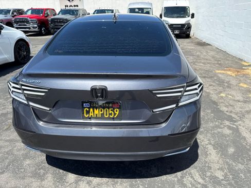 Used 2020 Honda Accord EX image 18
