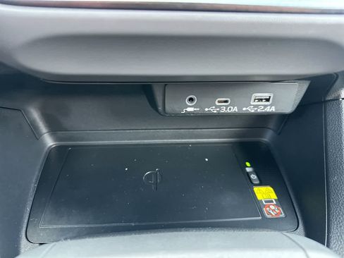 Certified 2024 Subaru Crosstrek 2.5i Limited w/ Crosstrek Mirror Package image 34