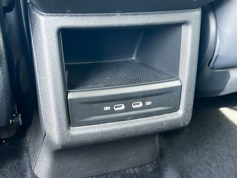 Used 2023 Volkswagen ID.4 Pro S image 15