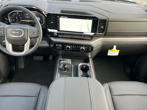New 2026 GMC Sierra 1500 SLT w/ SLT Convenience Package image 12