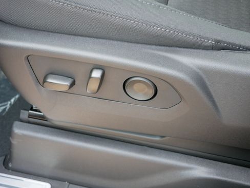 New 2026 GMC Sierra 1500 SLE w/ X31 Off-Road Package image 17