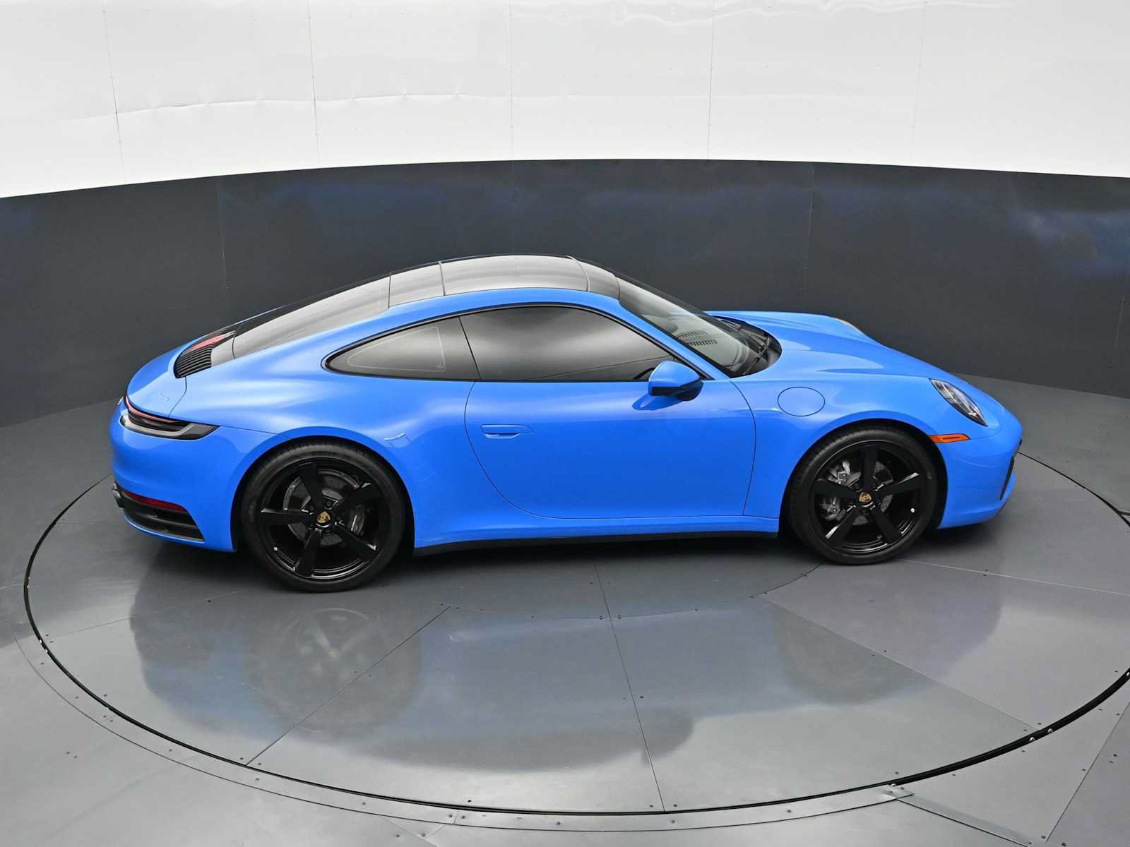 Used 2022 Porsche 911 Carrera RWD image 31