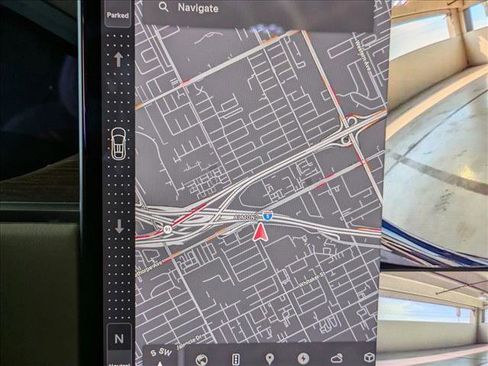 Used 2022 Tesla Model X image 13