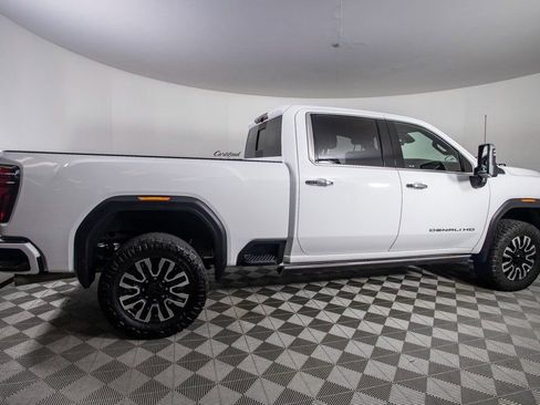 Used 2024 GMC Sierra 2500 Denali Ultimate image 5