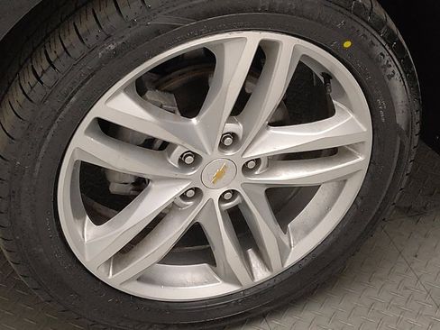 Used 2021 Chevrolet Equinox Premier AWD/4WD image 31