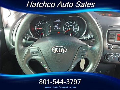 Used 2017 Kia Forte LX FWD image 15