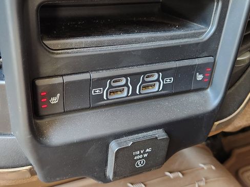 Used 2022 RAM 2500 Limited AWD/4WD image 20