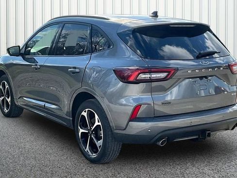 Used 2023 Ford Escape ST-Line Select w/ Tech Pack #2 image 11