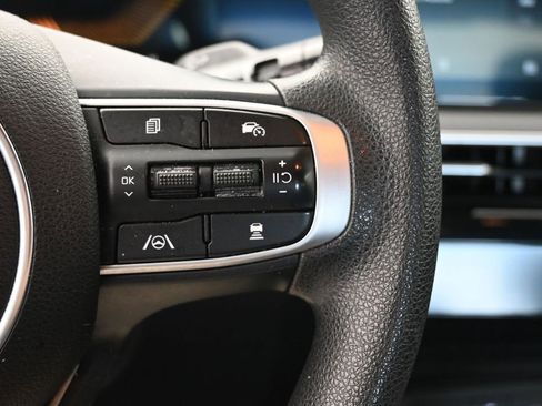 Used 2025 Kia K5 LXS FWD image 30