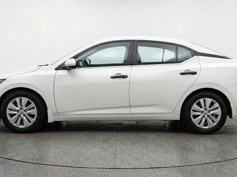 Used 2025 Nissan Sentra S image 5