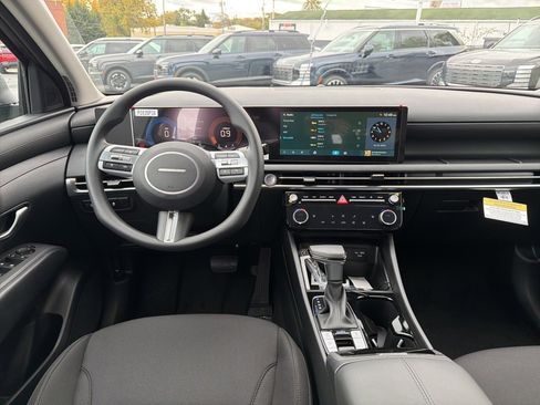 New 2026 Hyundai Tucson SEL image 18