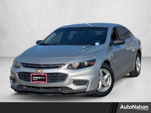 Used 2018 Chevrolet Malibu LS image 1