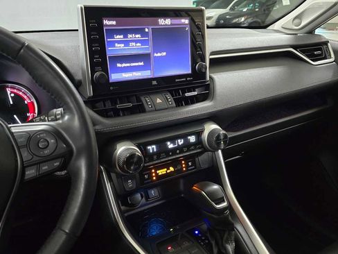 Used 2022 Toyota RAV4 Limited image 33