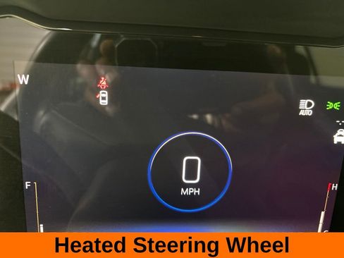 Used 2024 Chevrolet Trax ACTIV w/ Driver Confidence Package FWD image 12