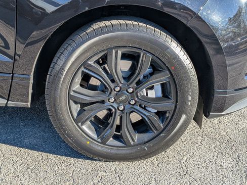 Certified 2022 Ford Edge SE w/ Black Appearance Package image 13