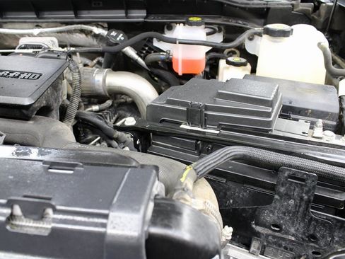 Used 2024 Chevrolet Silverado 2500 High Country image 31