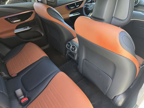 Used 2026 Mercedes-Benz GLC 300 image 22