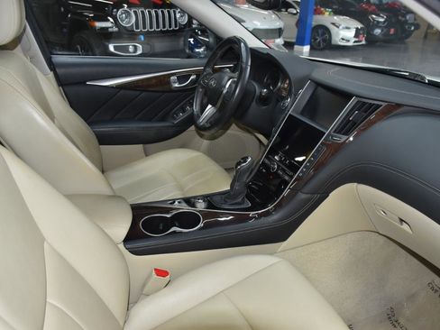 Used 2019 INFINITI Q50 Luxe w/ Essential Package (3.0T Luxe) image 30