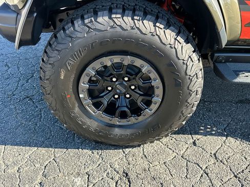 New 2025 Ford Bronco Raptor AWD/4WD image 17