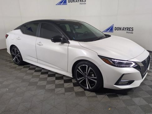 Used 2021 Nissan Sentra SR w/ SR Premium Package FWD image 10