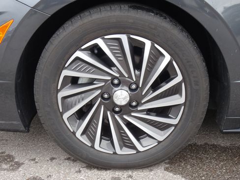 Used 2023 Hyundai Sonata SEL FWD image 27