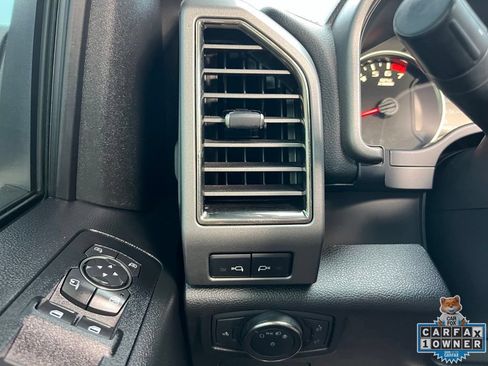 Used 2018 Ford F150 Raptor w/ Equipment Group 802A Luxury AWD/4WD image 32