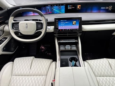 New 2026 Lincoln Nautilus Black Label image 30