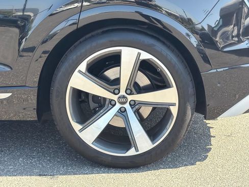 Used 2024 Audi SQ8 Premium Plus w/ Executive Package AWD/4WD image 16
