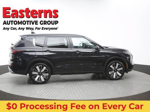 Used 2025 Mitsubishi Outlander SE AWD/4WD image 45