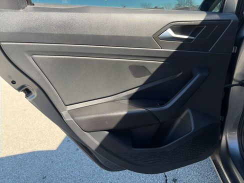 Used 2019 Volkswagen Jetta S w/ Driver Assistance Package image 28