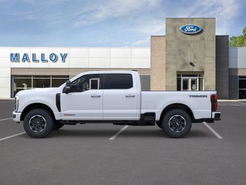 New 2026 Ford F250 Platinum w/ Tremor Off-Road Package image 3