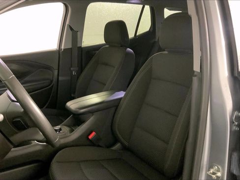 Used 2024 GMC Terrain SLE FWD image 22