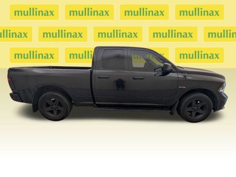 Used 2017 RAM 1500 Express image 2