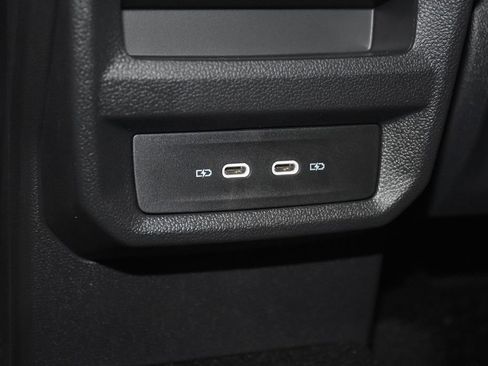 New 2026 Volkswagen Taos SE AWD/4WD image 28