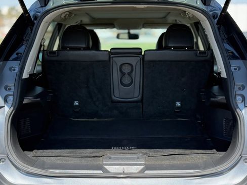 Used 2016 Nissan Rogue SL w/ SL Premium Package image 29