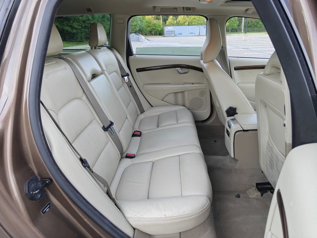 Used 2013 Volvo XC70 T6 AWD/4WD image 21