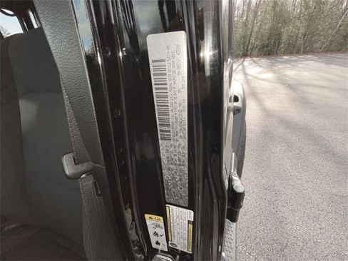 Used 2020 Jeep Wrangler Unlimited Sport S image 31